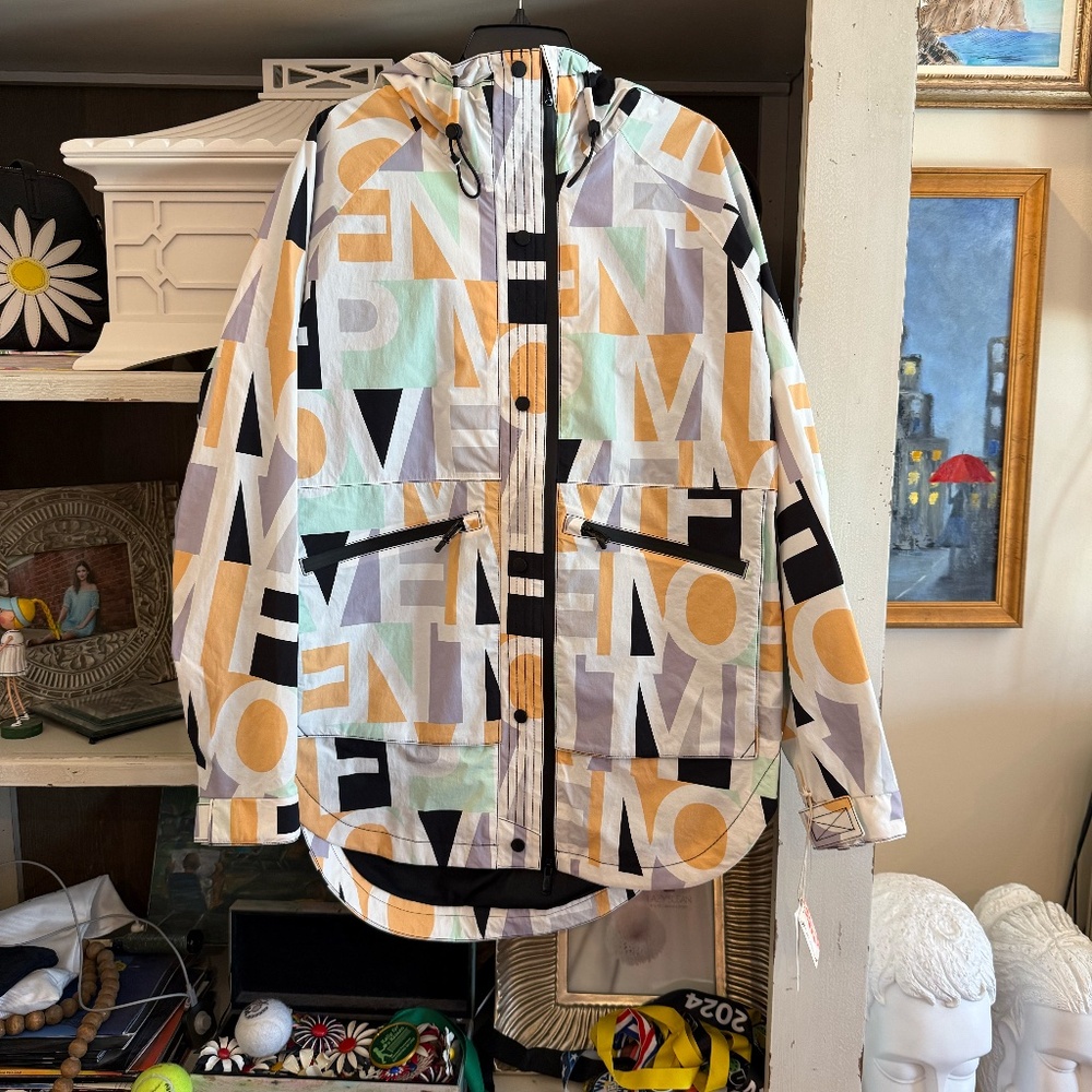 Free People FP movement Large L singin' in the rainjacket blocked logo - Picture 5 of 8